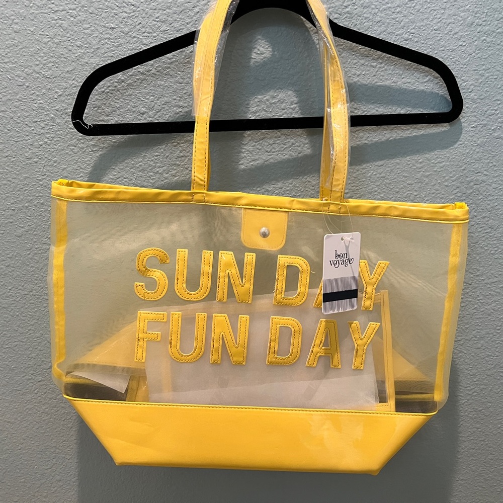 Bon Voyage Sun Day Fun Day Beach Tote NWT
